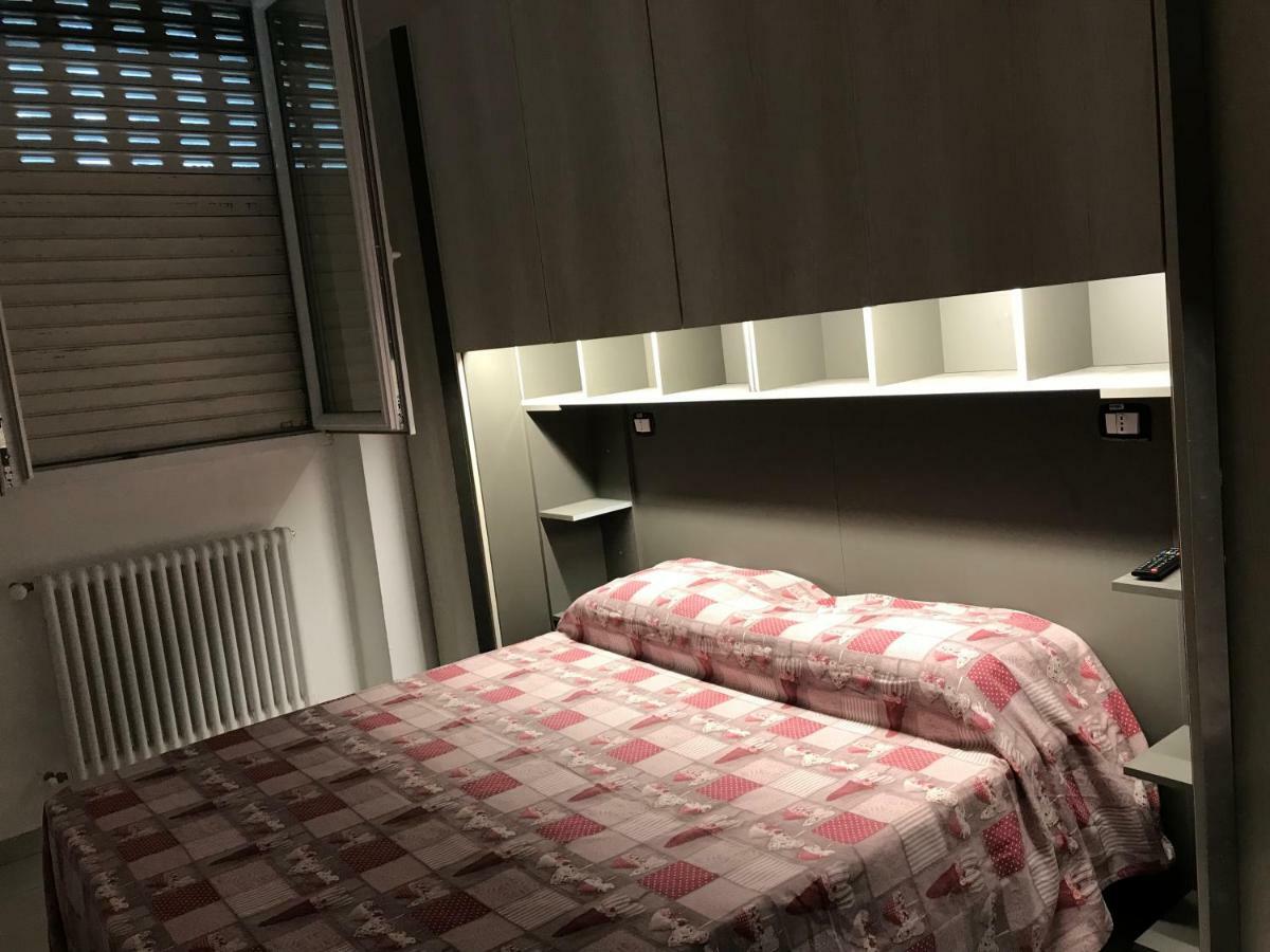 Accogliente Bilocale Appartement Milaan Buitenkant foto