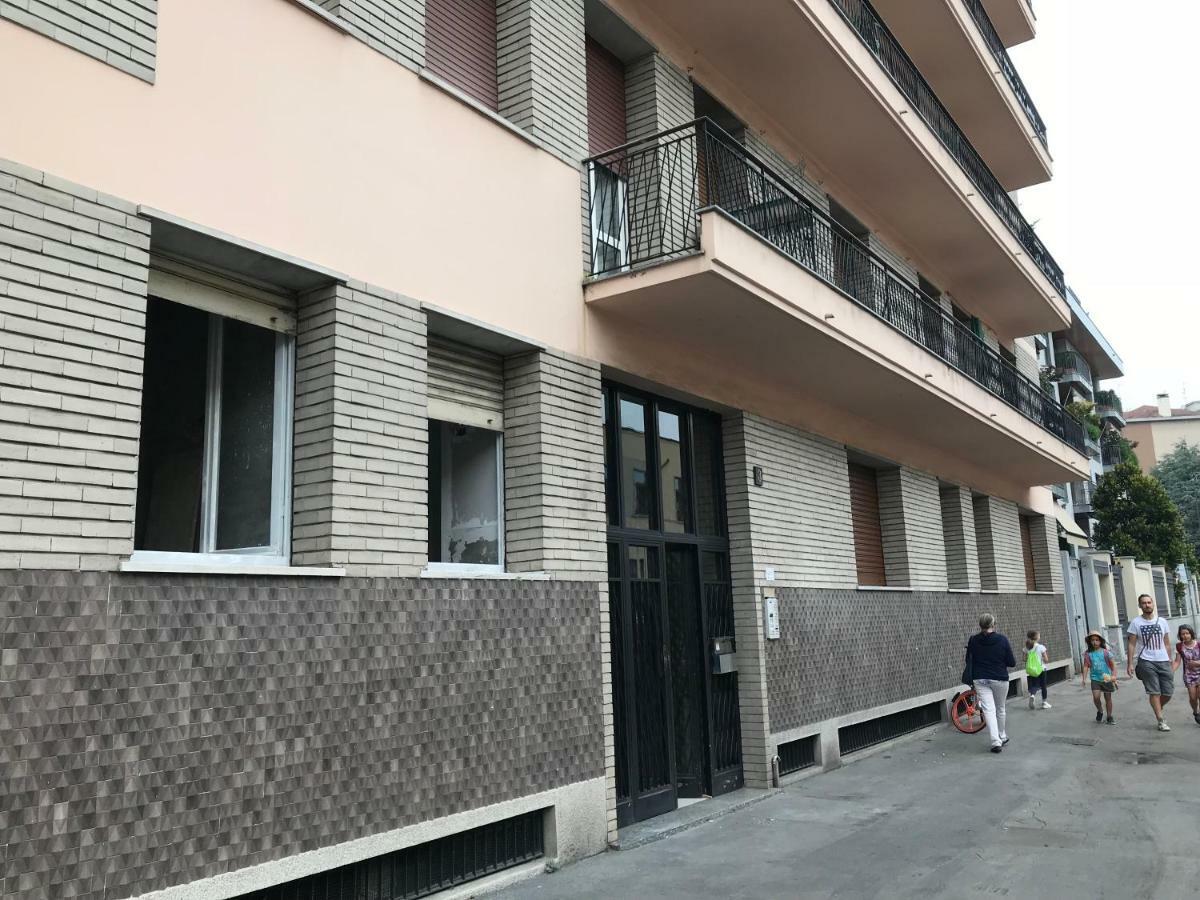 Accogliente Bilocale Appartement Milaan Buitenkant foto